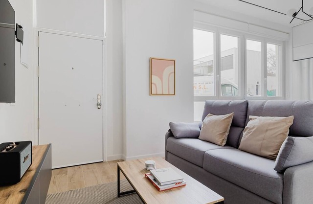 Apartamento 4 - Moderno en Castellana - 4 Torres