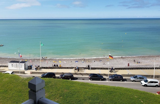 Apartment 50 meters from the beach
