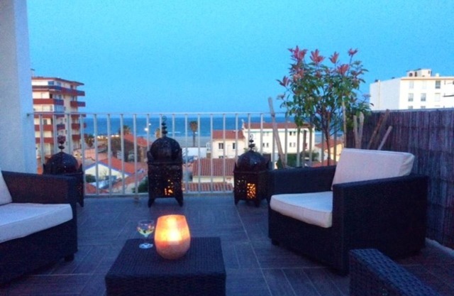 APARTAMENTO 70 M2 TERRAZA 42M2 SOLARIUM VISTA AL MAR APARCAMIENTO WIFI
