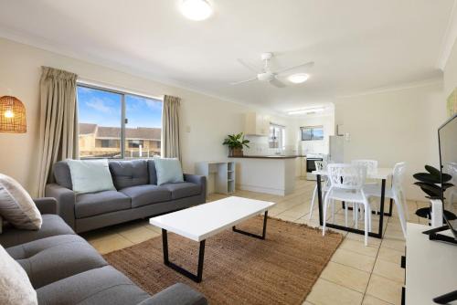 Apartment 7T