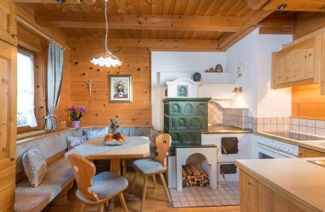 Apartment/apartment, balcony 60m² 2-4 persons - 4* star organic wooden house Heimat &
