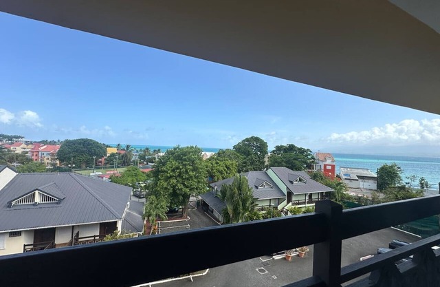 Apartment by the sea