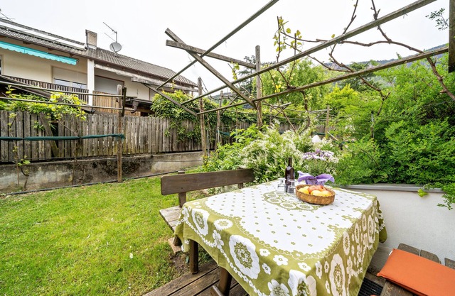 Apartamento 'Das Landhaus Apt Sauvignon' con vistas a la montaña, terraza privada y Wi-Fi