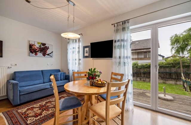 Apartamento 'Das Landhaus Apt Chardonnay' con vistas a la montaña, terraza privada y Wi-Fi