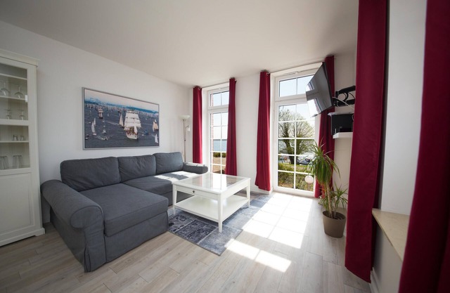 Apartment 8 in the Schleiblick apartment house with a direct view of the Schlei on the ground floor
