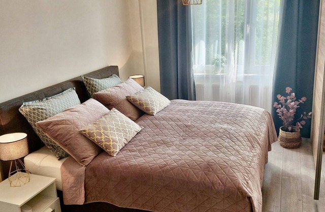 Apartamento 'Am Hochwald' con vistas a la montaña, terraza privada y Wi-Fi