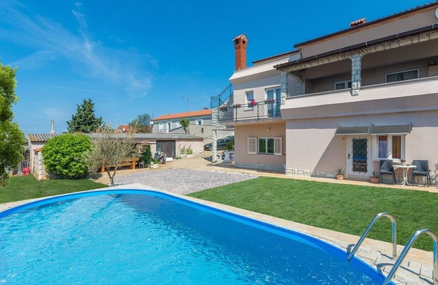 Apartments Dobrec / Apartment No.3 with Sea View