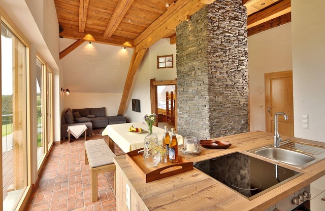 Apartamento 'Dubeschlag' con vistas a la montaña, jardín compartido y Wi-Fi