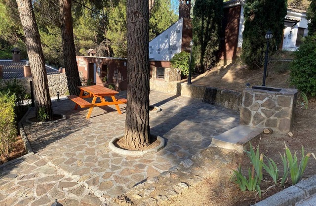 Apartamento 'El Cedro' con vistas a la montaña, piscina compartida y Wi-Fi