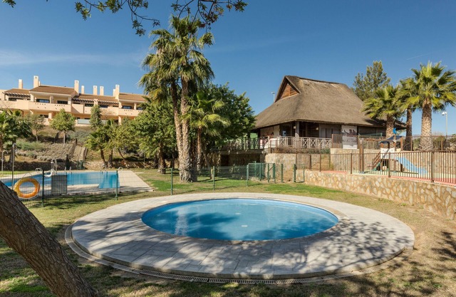 Apartamento 'El Oasis Martinica 2 Bajo B' con piscina privada, Wi-Fi y aire acondicionado