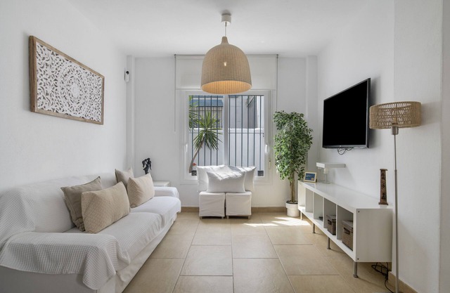 Apartment 'El Refugio Del Mar' with Balcony, Wi-Fi and Air Conditioning