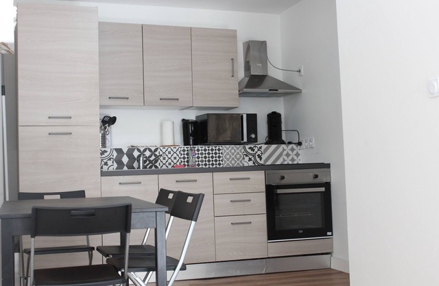 Colbert Vieux Port-Apartamento-Apartamento-Habitación con desagüe-Vista a la ...