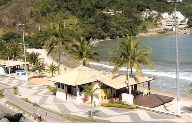 Front Apartment w / Mar Martim de Sá, 8 personas - 2 suites + 1 dormitorio y aseo