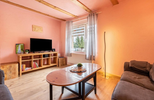Apartamento 'Ferienhaus Fichtelberg Appartement A' con vistas a la montaña, terraza privada y Wi-Fi