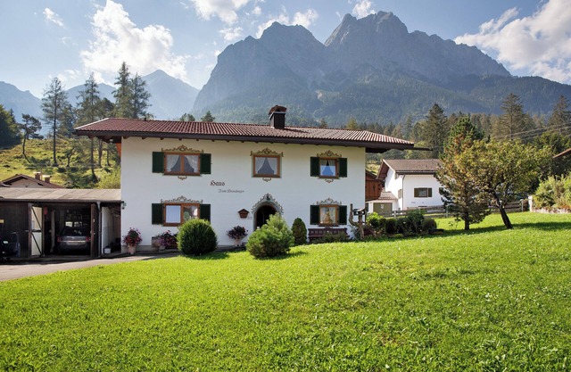 Apartamento 'Ferienwohnung Waxensteinblick' con vistas a la montaña, balcón y Wi-Fi