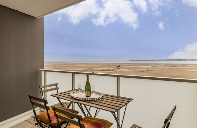 Apartamento en Saint-Brevin-les-Pins con Balcón y Aparcamiento