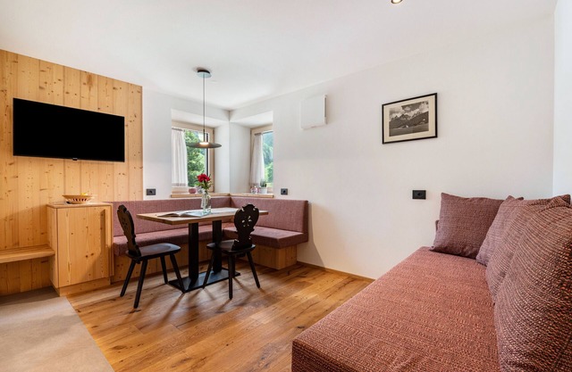 Apartamento 'Geisler' con vistas a la montaña, terraza privada y Wi-Fi