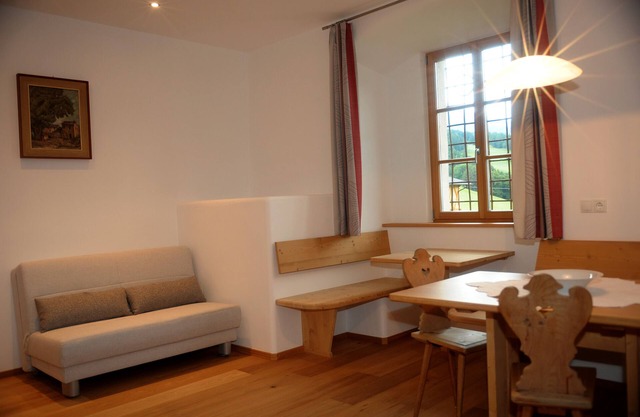 Apartamento 'Gravetsch Kloster Säben' con vistas a la montaña, jardín compartido y Wi-Fi