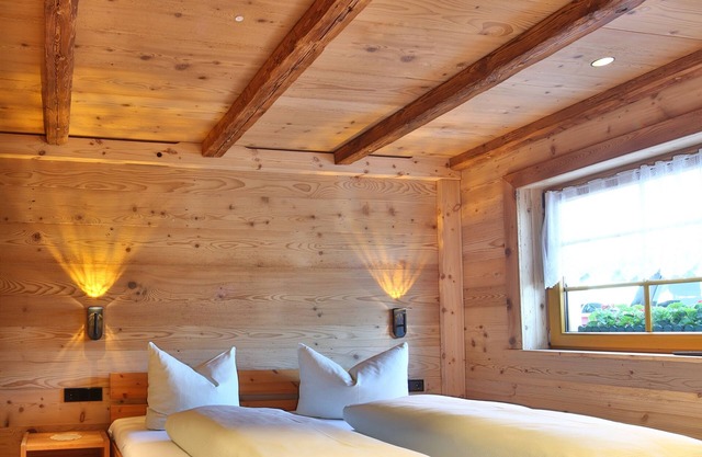 Apartamento 'Hüttenstüble' con vistas a la montaña, jardín compartido y Wi-Fi