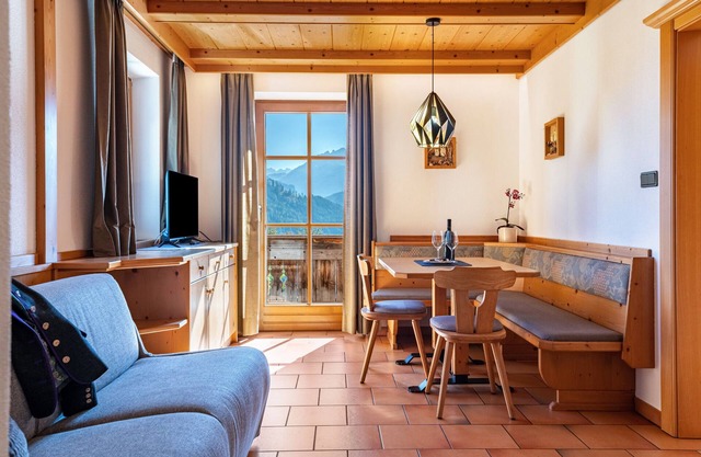 Apartamento Häuslerhof Pinus con vistas a la montaña, balcón y Wi-Fi