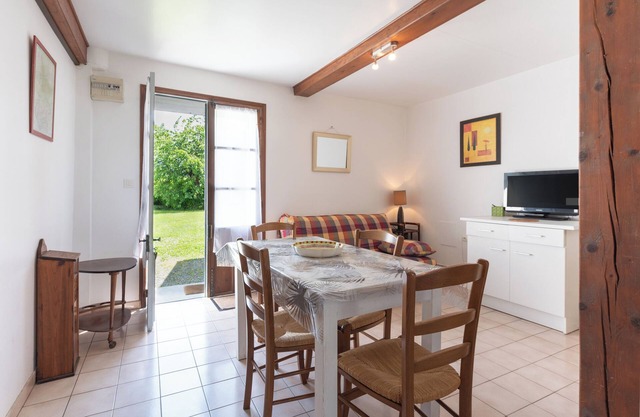 Apartamento 'Hautacam' con vistas a la montaña, jardín compartido y Wi-Fi