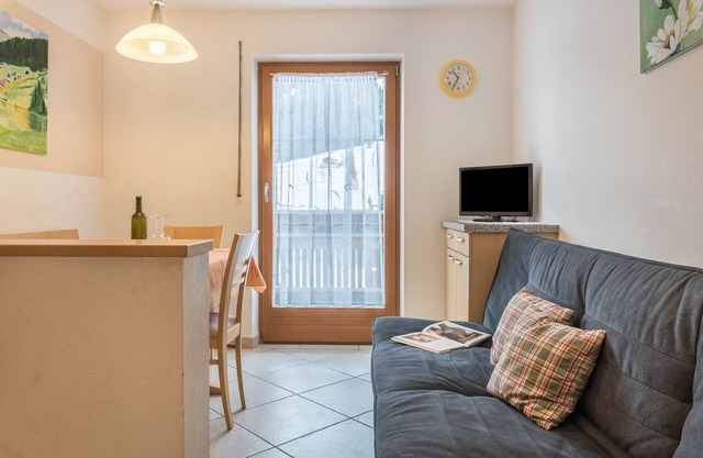 Apartamento "Huterhof Tatschblick" con vistas a la montaña, balcón y Wi-Fi