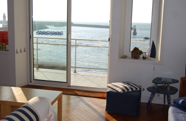 Apartamento En 'pies en el agua' House