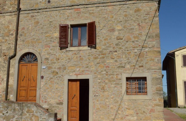 Apartamento en un pueblo medieval en el Chianti florentino
