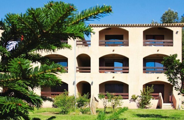 Apartamento en Córcega cerca de Playa Liscia