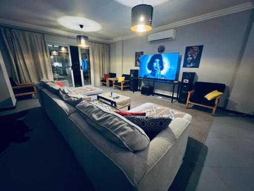 Apartment in Standalone villa with spacious terrace families only