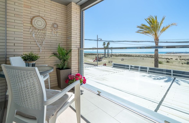 Apartamento 'La Calma' con vistas al mar, Wi-Fi y aire acondicionado