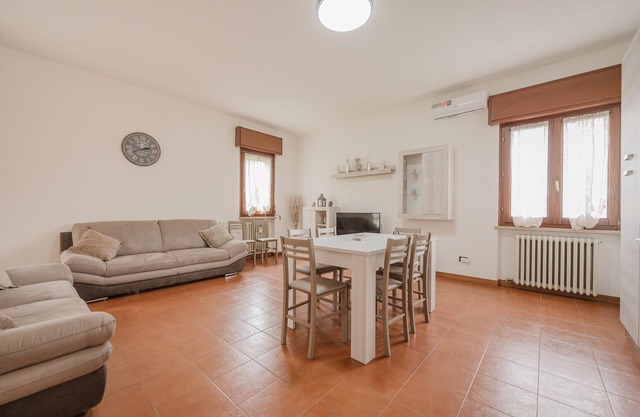 Apartamento 'La Fenice' con vistas a la montaña, Wi-Fi y aire acondicionado