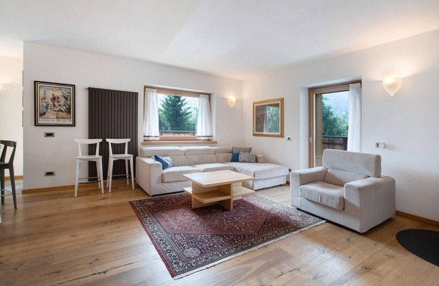 Apartamento "La Casa di Armando Praimont" con vistas a la montaña, jardín y Wi-Fi