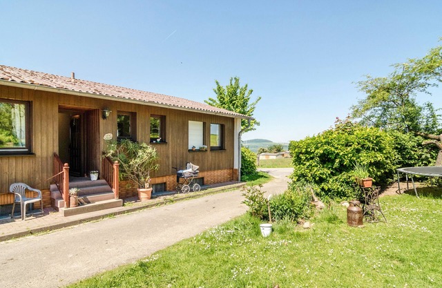 Apartamento 'Landleben' con vistas a la montaña y jardín compartido