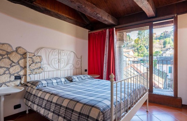 Apartment Mansarda by Interhome