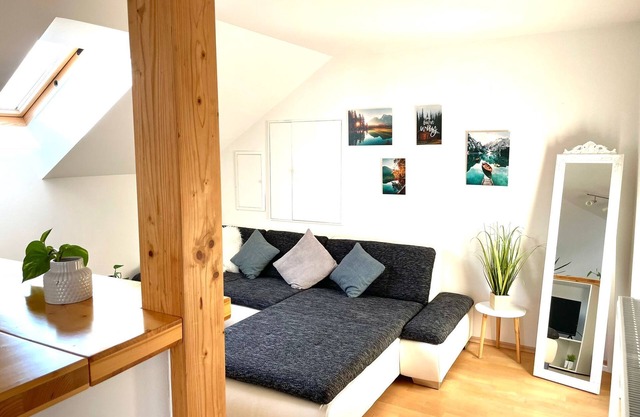 Apartamento 'Osserblick Galerie' con vistas a la montaña, jardín privado y Wi-Fi