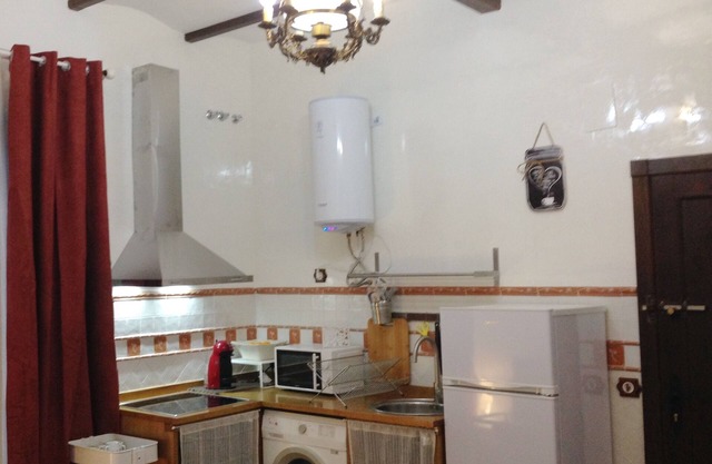 APARTAMENTO HORNOS DEL VEINTICUATRO