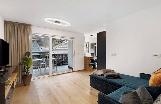 Apartamento 'Paradeis Apartments A18' con vistas a la montaña, terraza privada y Wi-Fi