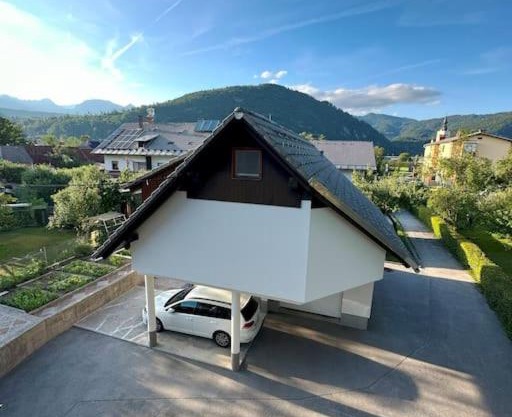 Apartment Pirnat