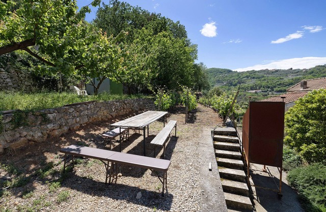Apartamento 'Riposo E Relax Al Mare' con vistas a la montaña, terraza privada y Wi-Fi