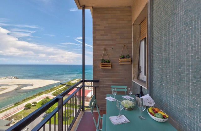 Apartamento 'Riva Mare 1' con plaza de aparcamiento, vistas al mar, balcón y Wi-Fi