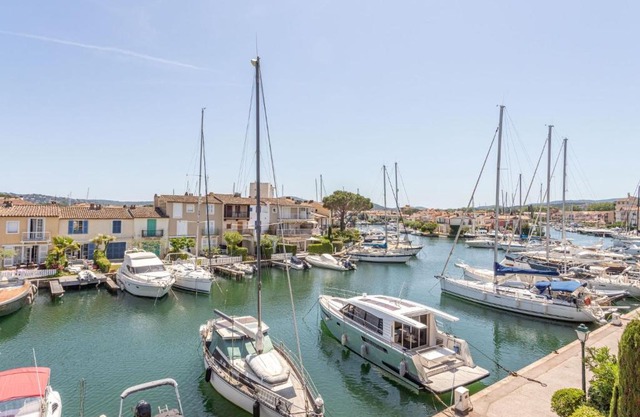Apartment Rue de l'Amarrage by Interhome