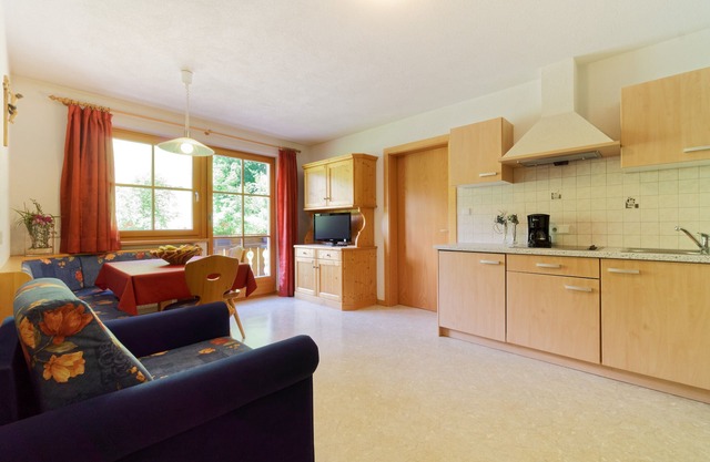 Apartamento 'Schupfe' con vistas a la montaña, jardín compartido y Wi-Fi