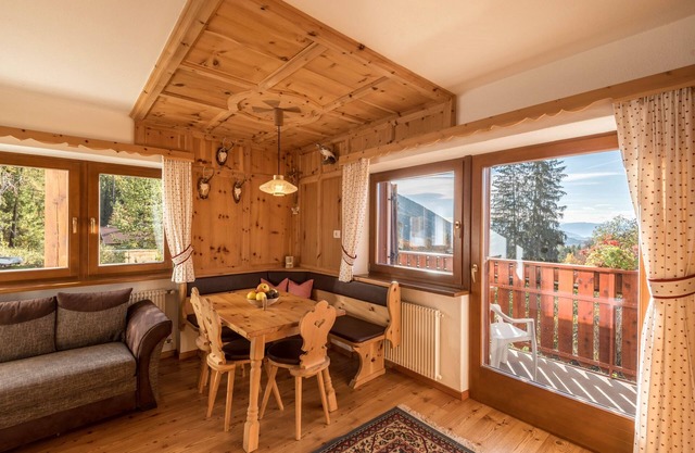 Apartamento "Sella Seis" cerca de Seiser Alm con vistas a la montaña y jardín