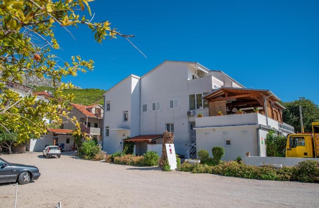 Apartment Sumpetar 2808b