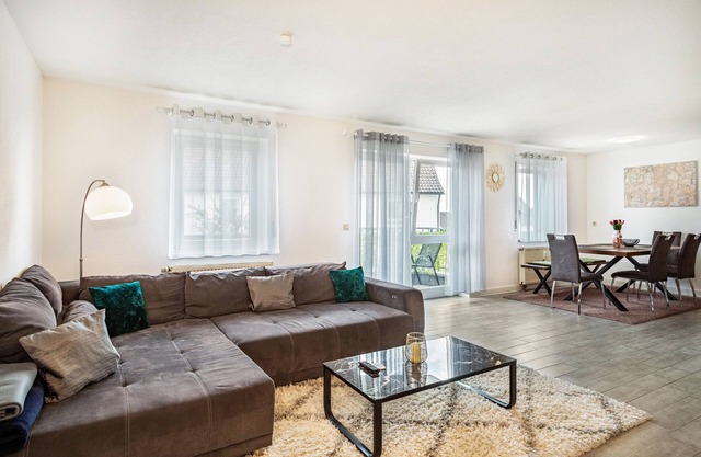 Apartamento "Tulipanes" con jardín compartido, balcón y Wi-Fi