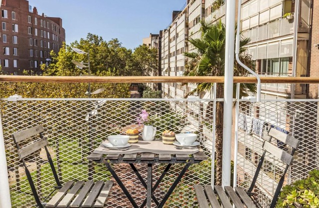 Apartment Vila Olimpica Sant Marti by Interhome