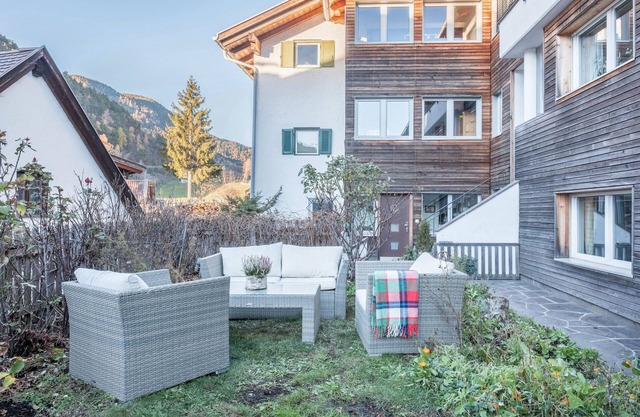 Apartamento "Vorderschöneck 2" con vistas a la montaña, jardín compartido y Wi-Fi
