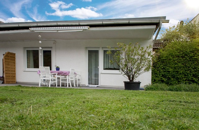 Apartamento con gran terraza en el jardín soleado y vistas al Mosela