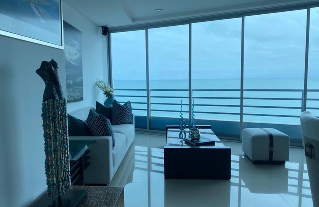 DEPARTAMENTO CON VISTA AL MAR, A 1 MINUTO DE LA PLAYA!